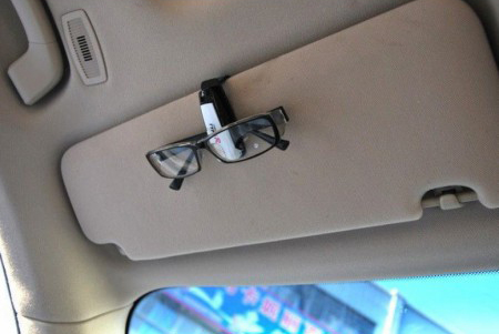 Držák na brýle do auta